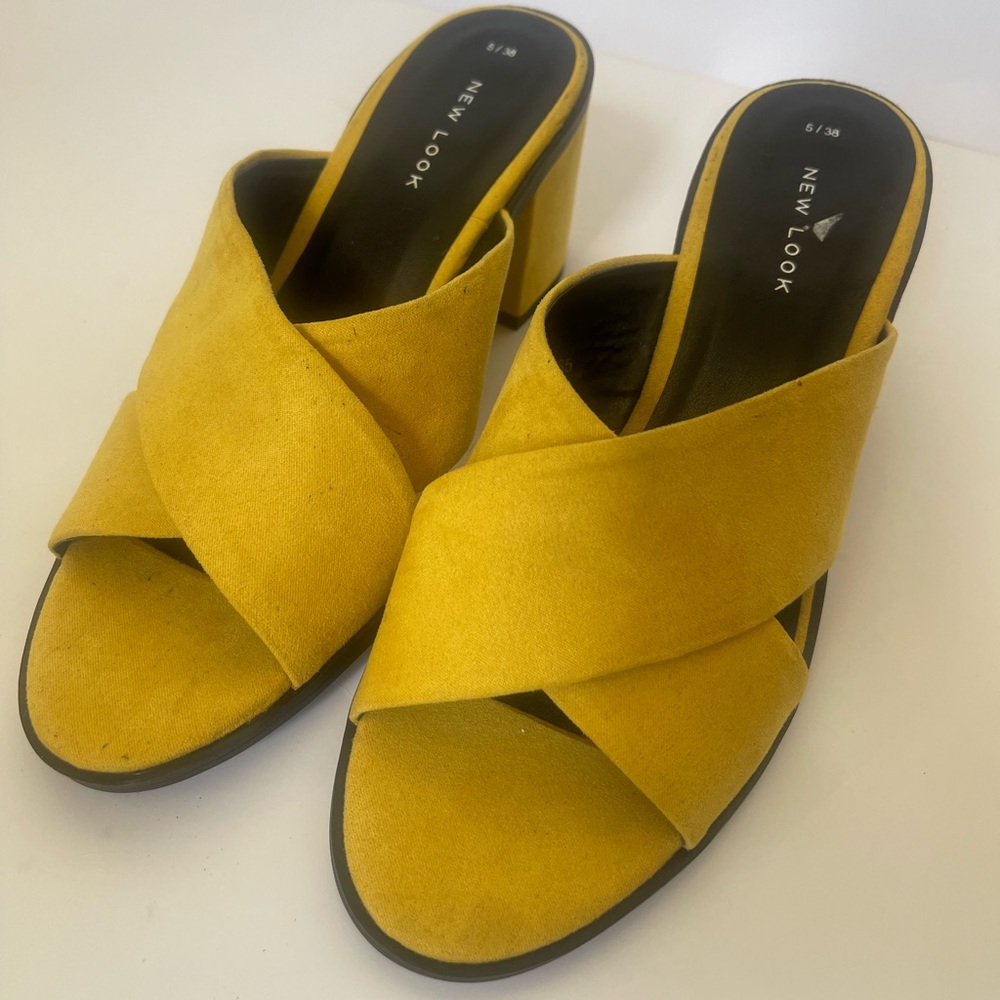 New Look heeled sandals size (38)